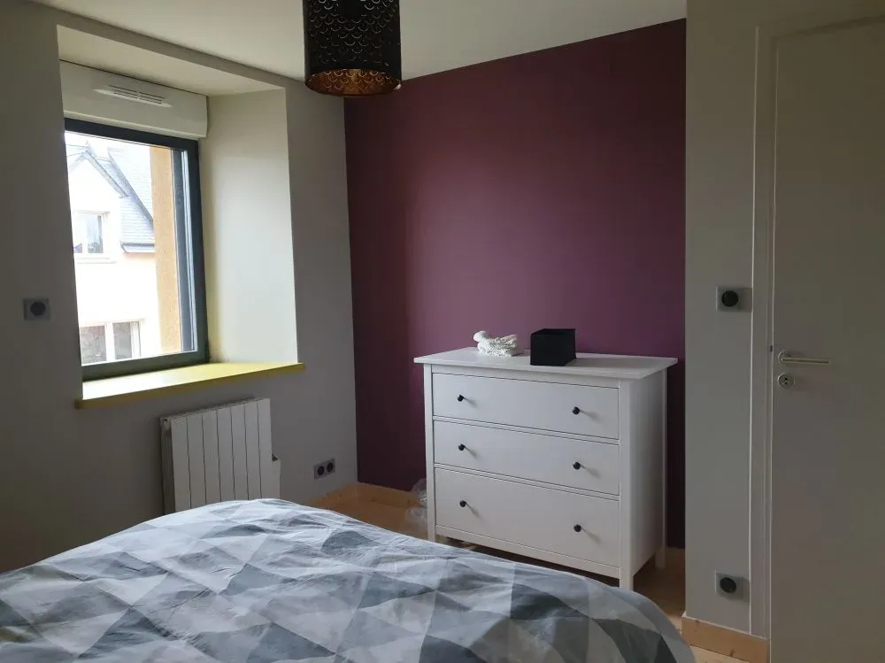 peinture mur pourpre