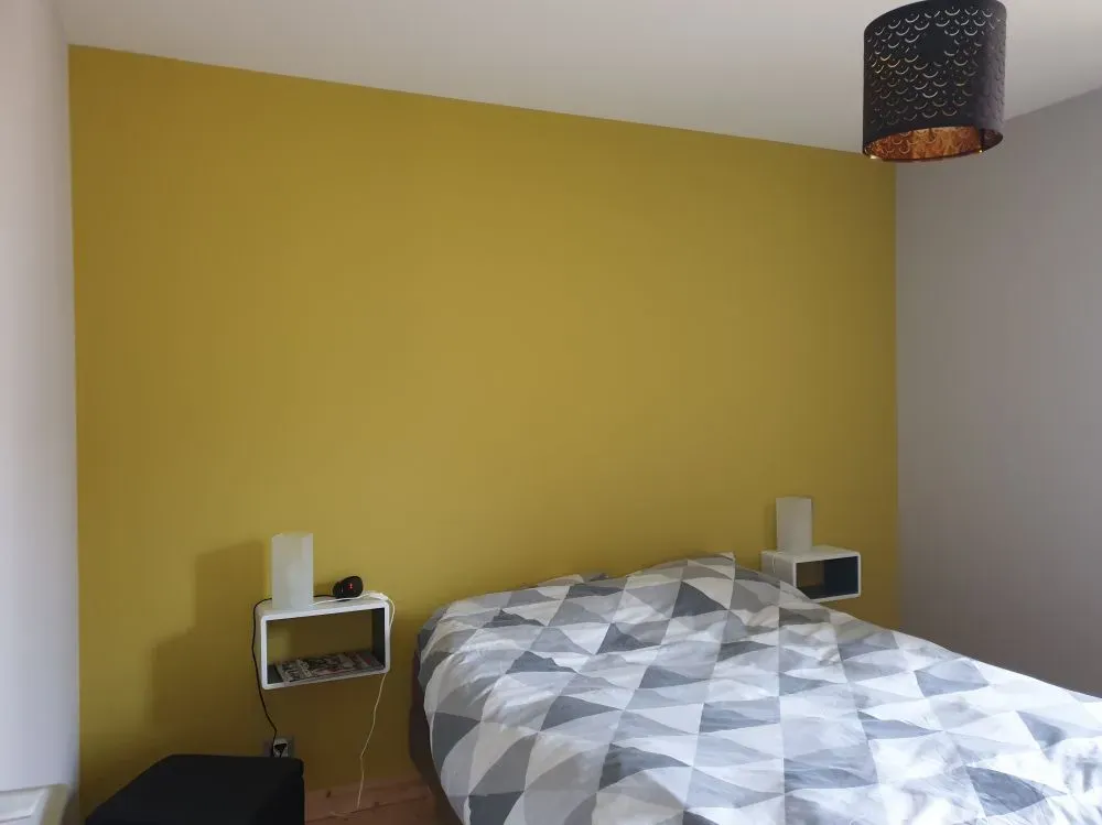 peinture mur jaune